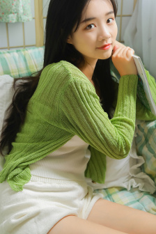 美女自我安慰